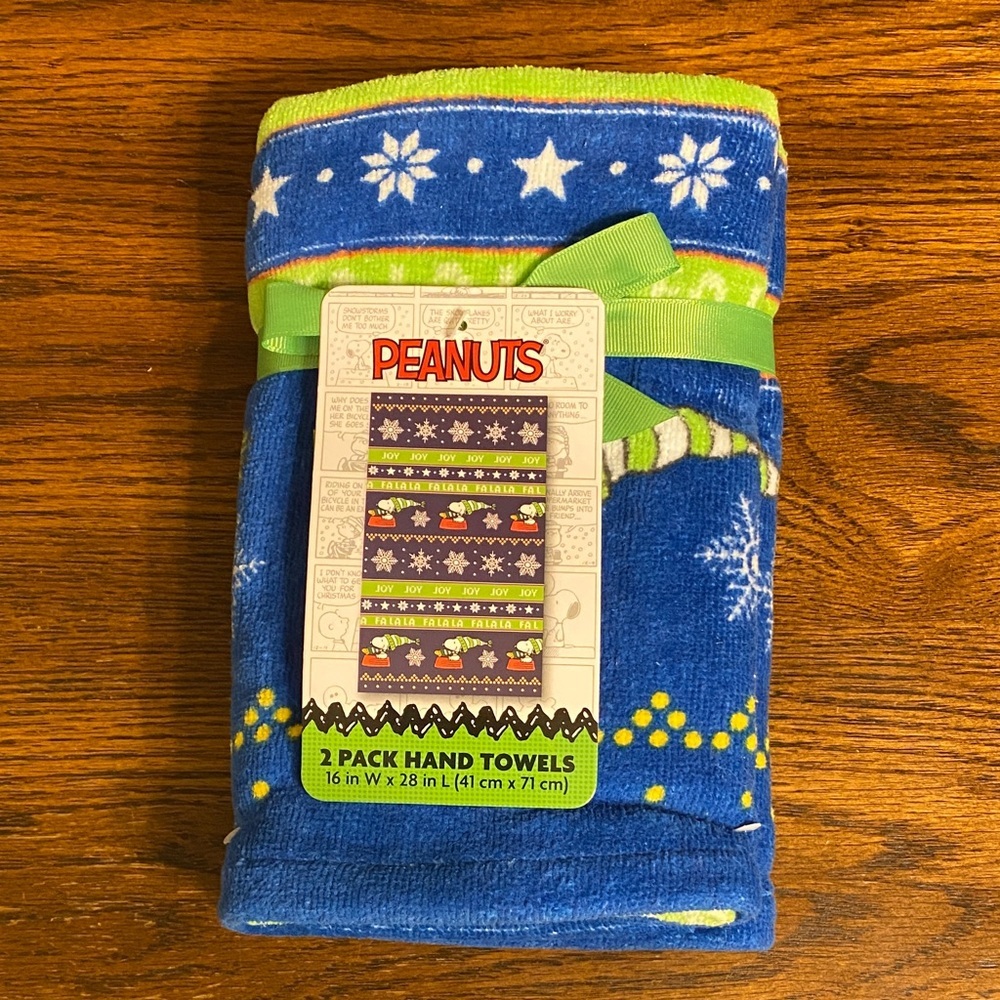 Peanuts Snoopy Holiday Hand Towels blue & green